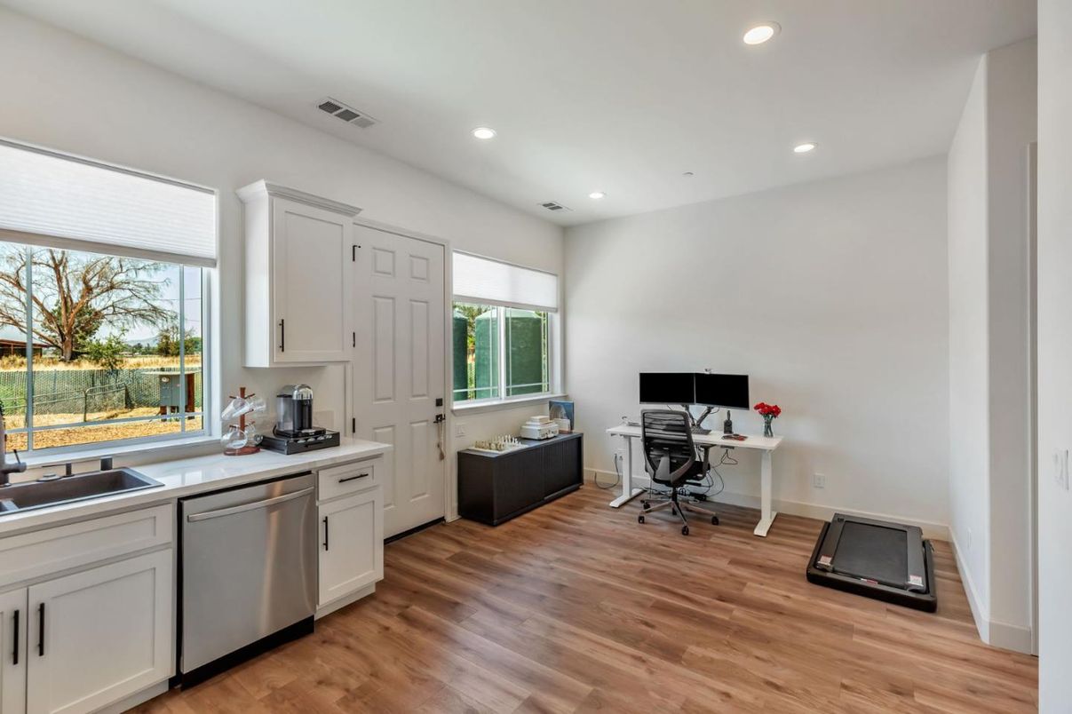 Home Office, Interior, Kitchen, Recessed Lighting, Wood Texture Flooring