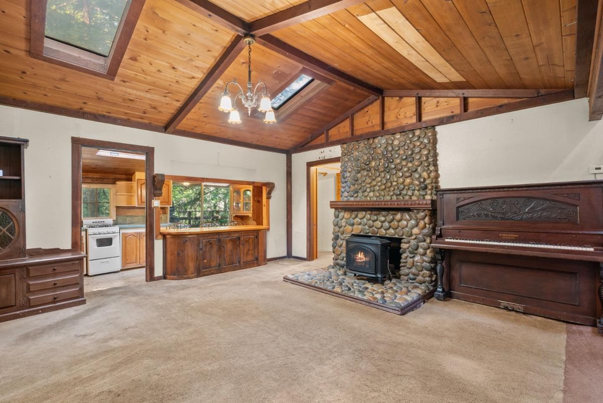Chandelier, Fireplace, Interior, Pendant Lights, Piano, Wooden Beams, Wooden Ceilings