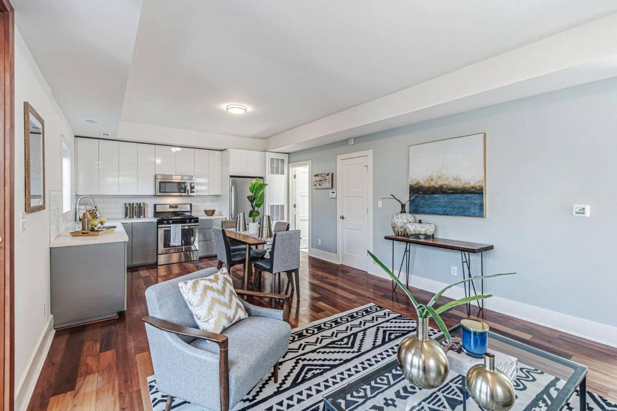 Dining room, Interior, Kitchen, Stainless Steel Appliances, Wood Texture Flooring