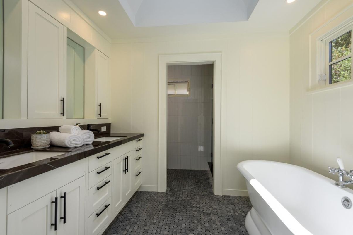 Bathroom, Dual Sink Vanities, Free Standing Baths, Glass Shower, Interior, Recessed Lighting
