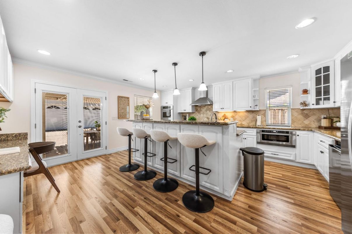 Interior, Kitchen, Pendant Lights, Recessed Lighting, Wood Texture Flooring