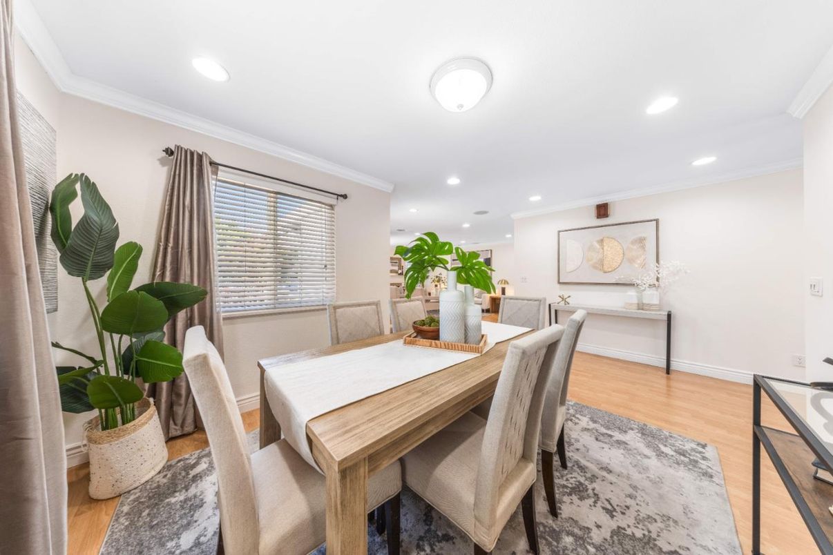 Dining room, Interior, Recessed Lighting, Wood Texture Flooring