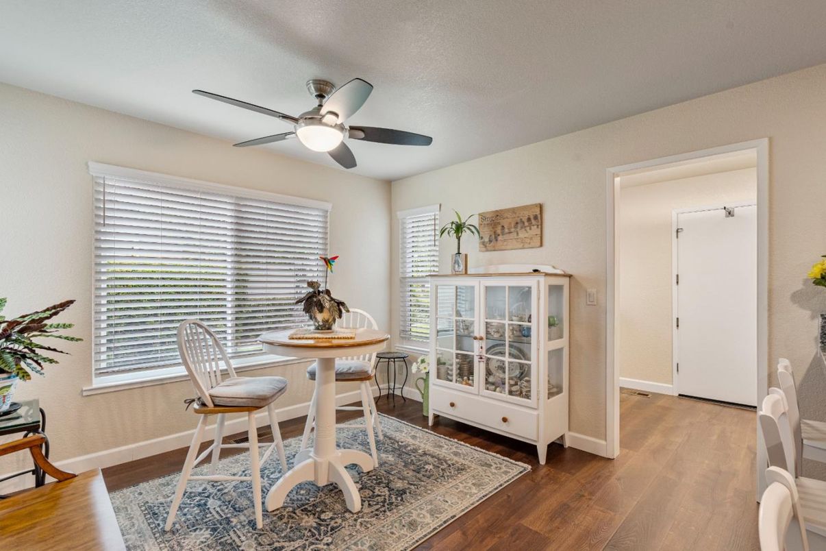 Dining room, Interior, Wood Texture Flooring