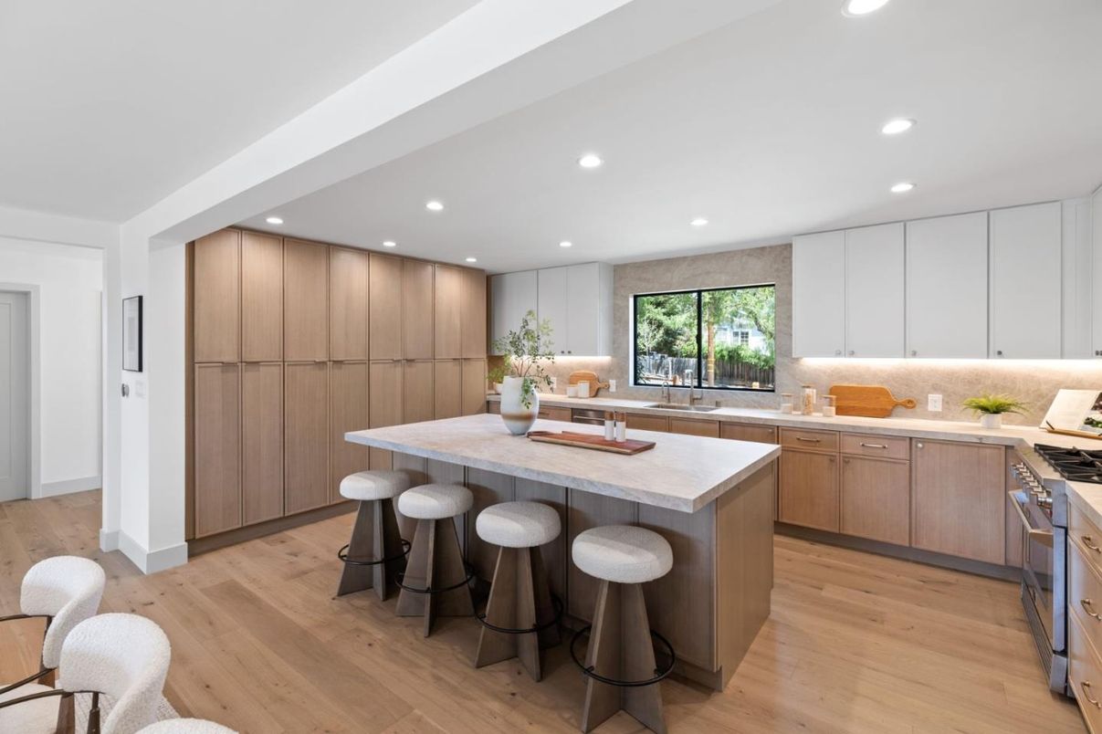 Interior, Kitchen, Recessed Lighting, Wood Texture Flooring