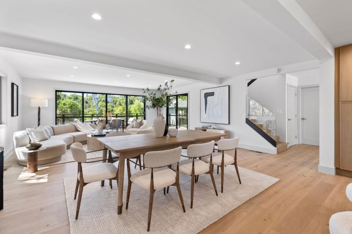 Dining room, Interior, Living room, Recessed Lighting, Wood Texture Flooring