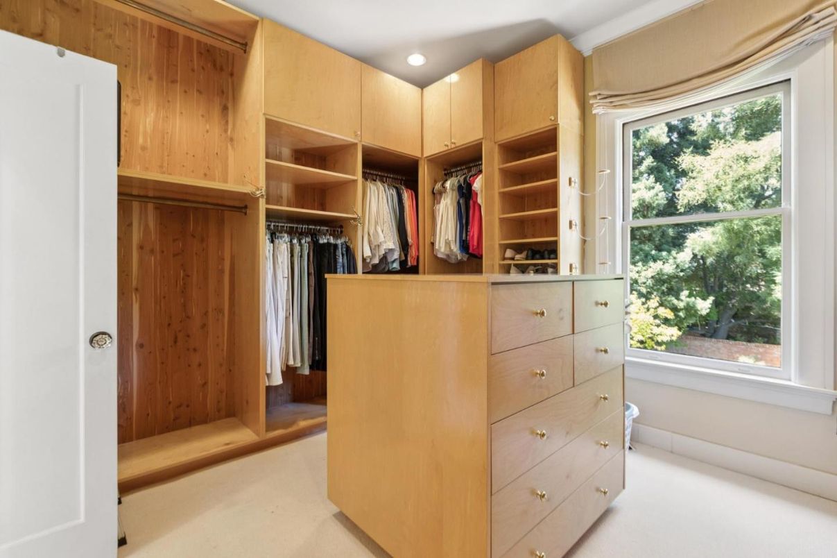 Interior, Recessed Lighting, Walk-in Closets