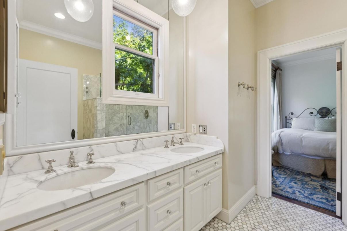 Bathroom, Bedroom, Dual Sink Vanities, Interior, Recessed Lighting