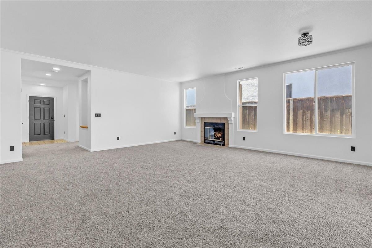 Empty room, Fireplace, Interior, Recessed Lighting