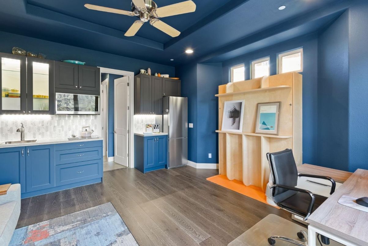 Interior, Kitchen, Recessed Lighting, Wood Texture Flooring