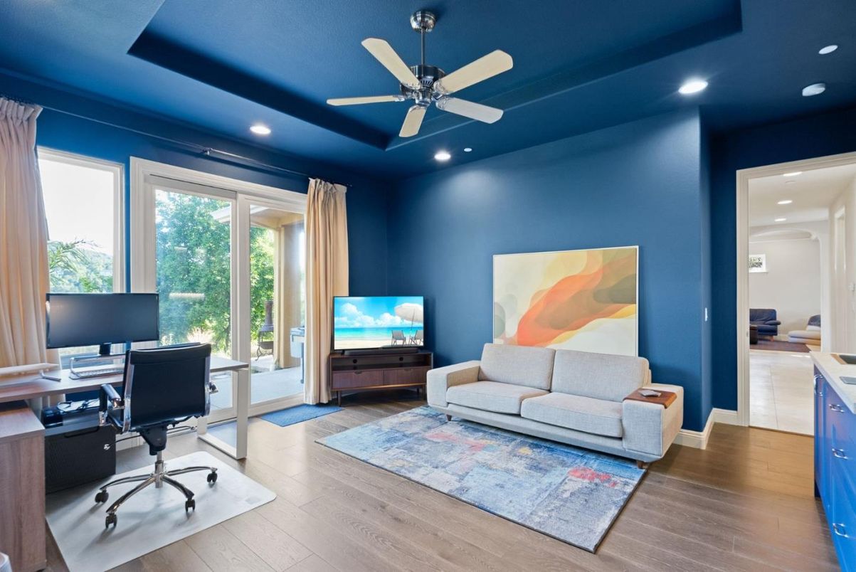 Home Office, Interior, Recessed Lighting, Wood Texture Flooring