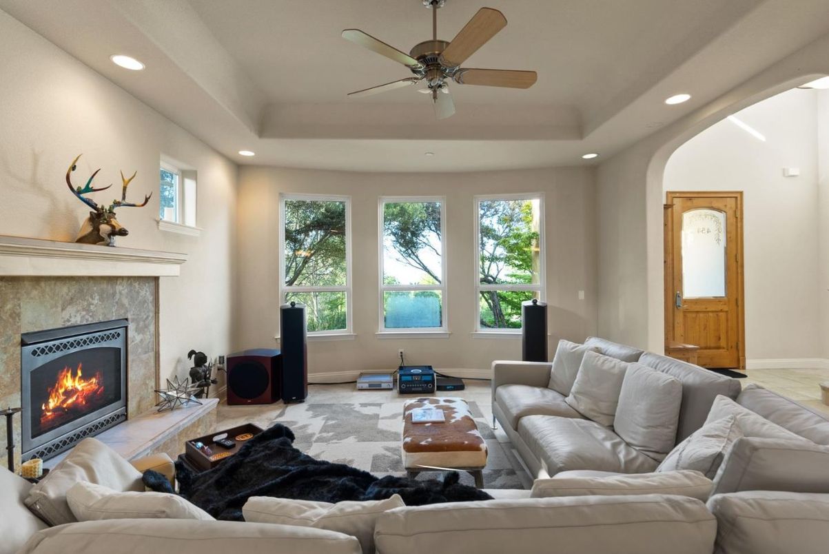 Fireplace, Interior, Living room, Recessed Lighting
