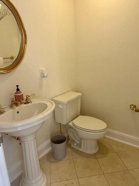Bathroom, Interior