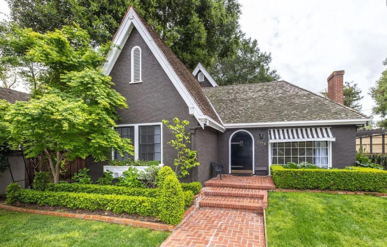 Backyard, Exterior, Facade, Tudor Revival