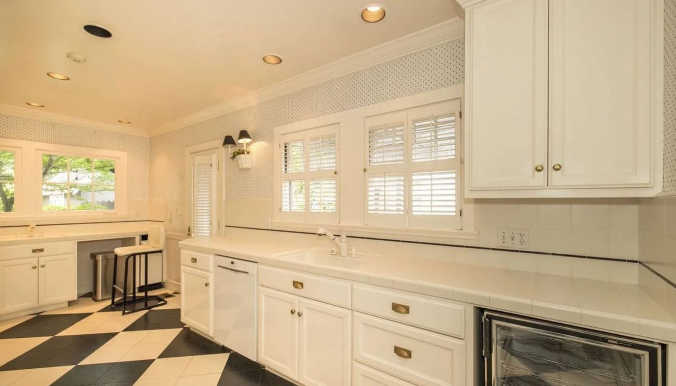 Interior, Kitchen, Recessed Lighting