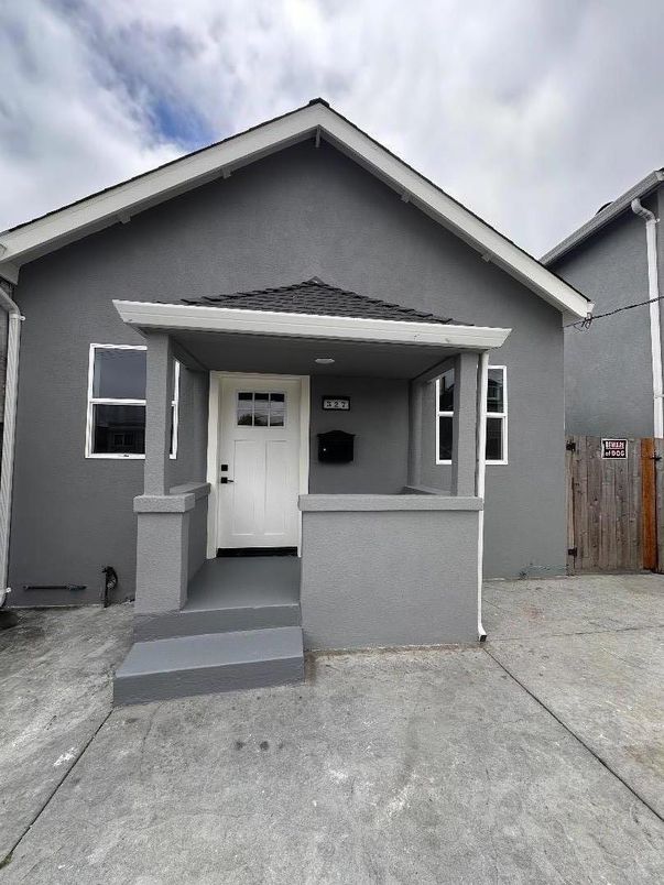 Exterior, Facade, American Craftsman