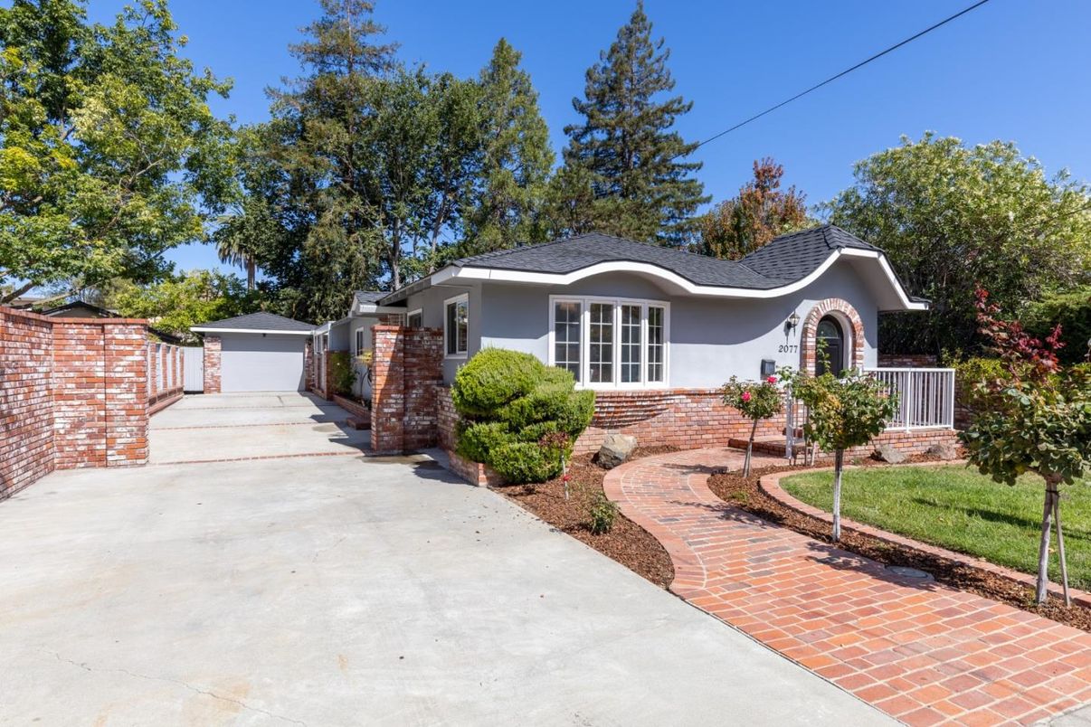 Backyard, Detached Garage, Exterior, Facade, Ranch