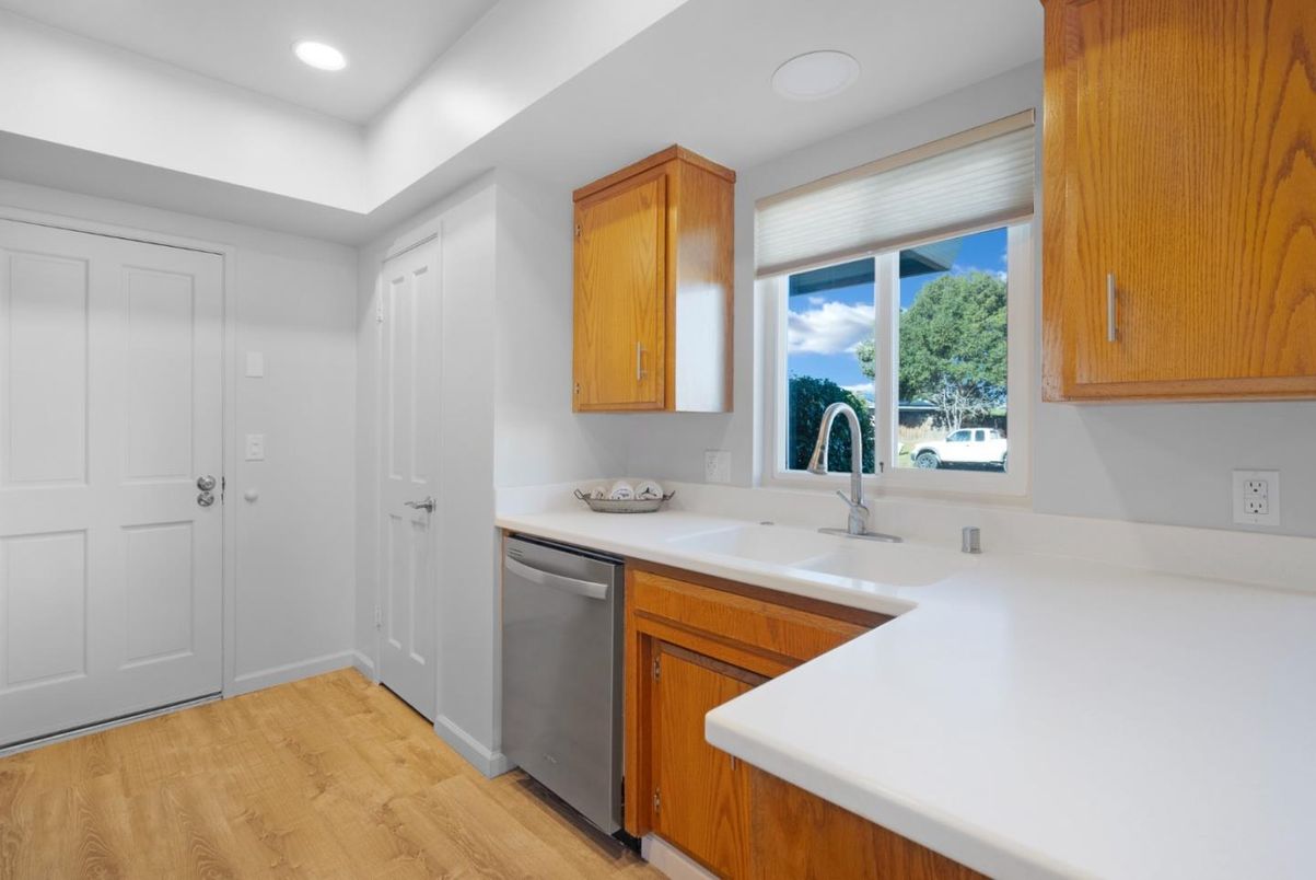 Interior, Kitchen, Recessed Lighting, Wood Texture Flooring