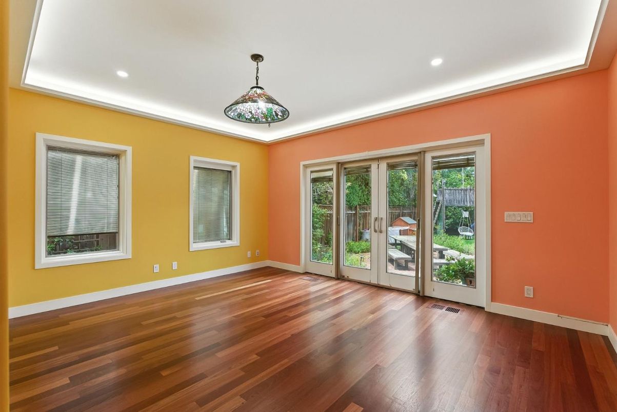 Empty room, Interior, Pendant Lights, Recessed Lighting, Wood Texture Flooring