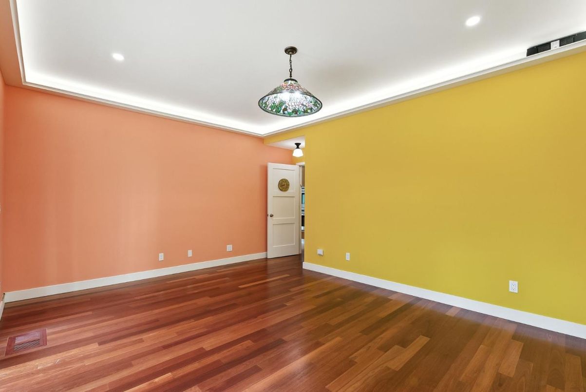 Empty room, Interior, Pendant Lights, Recessed Lighting, Wood Texture Flooring