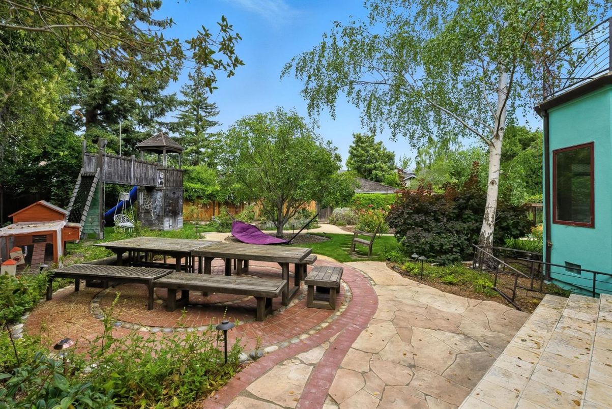Backyard, Exterior, Playground