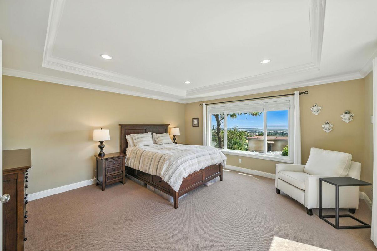 Bedroom, Interior, Recessed Lighting
