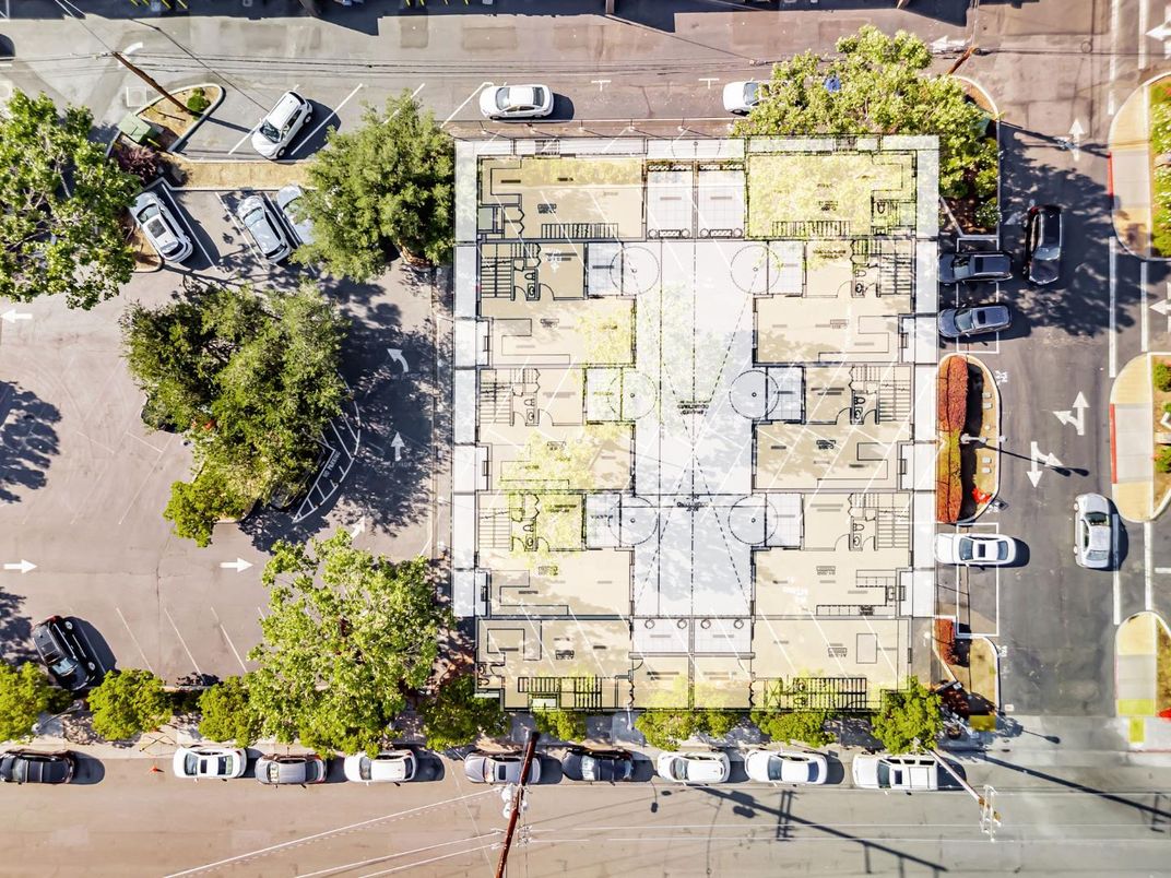 Exterior, Drone