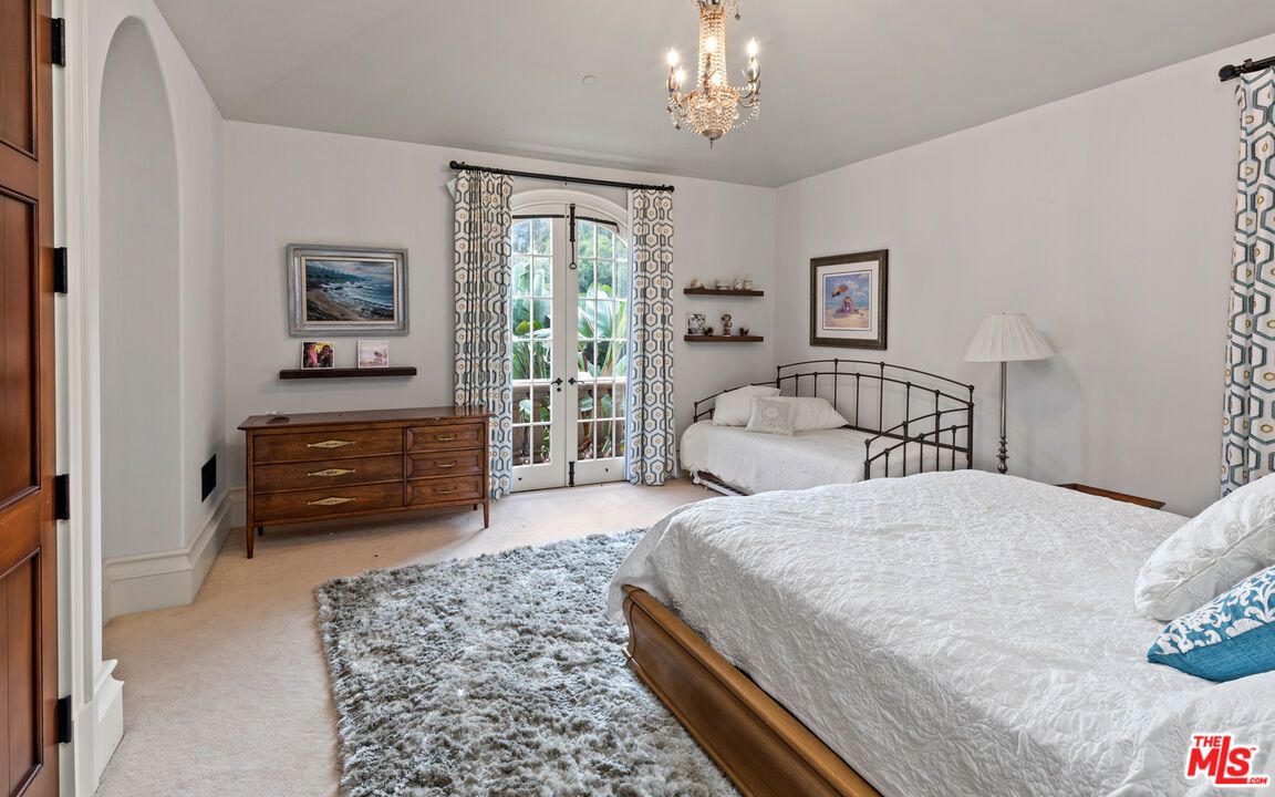 Bedroom, Chandelier, Interior