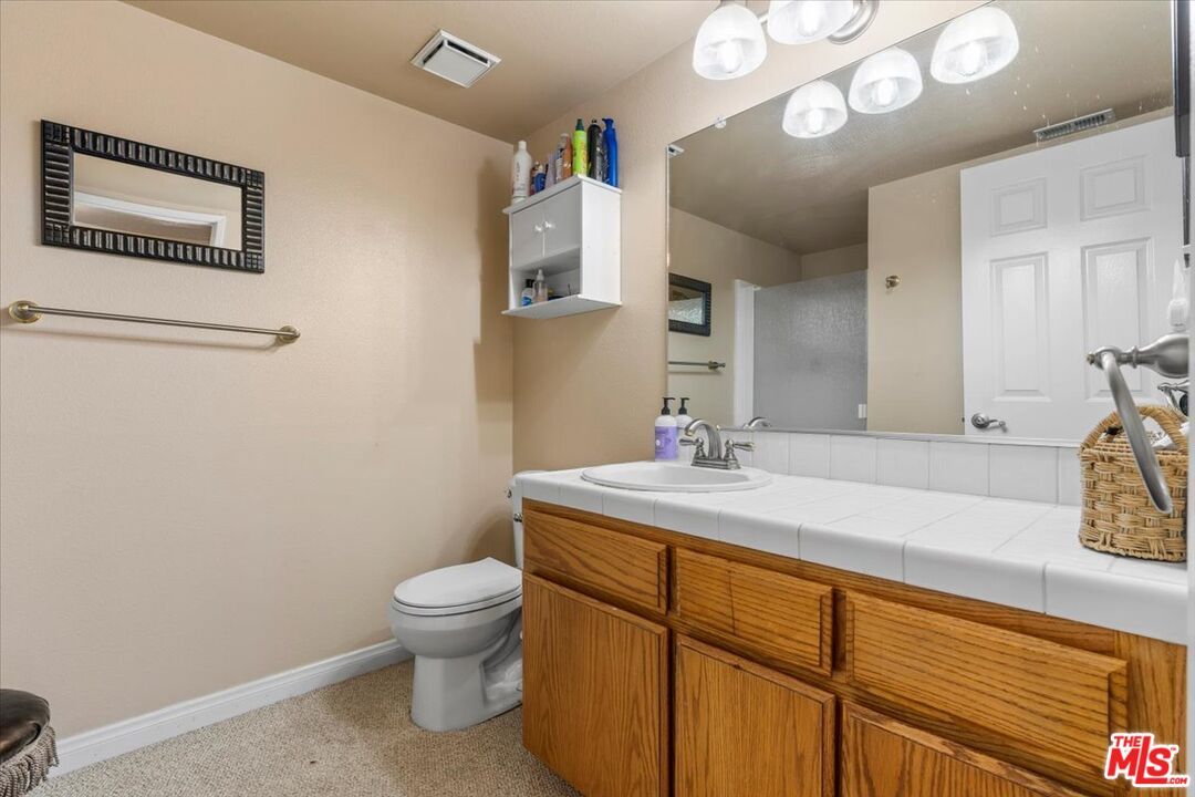 Bathroom, Interior, Tile Countertops