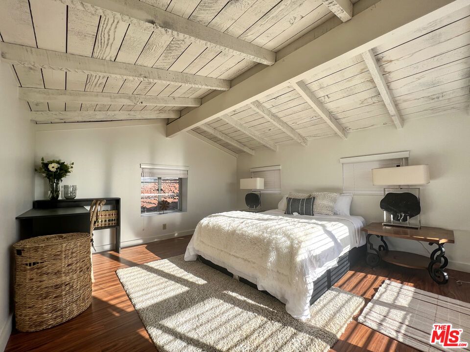 Bedroom, Interior, Wooden Beams, Wooden Ceilings, Wood Texture Flooring