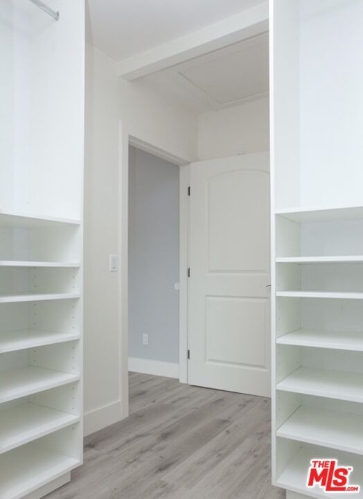 Interior, Walk-in Closets, Wood Texture Flooring