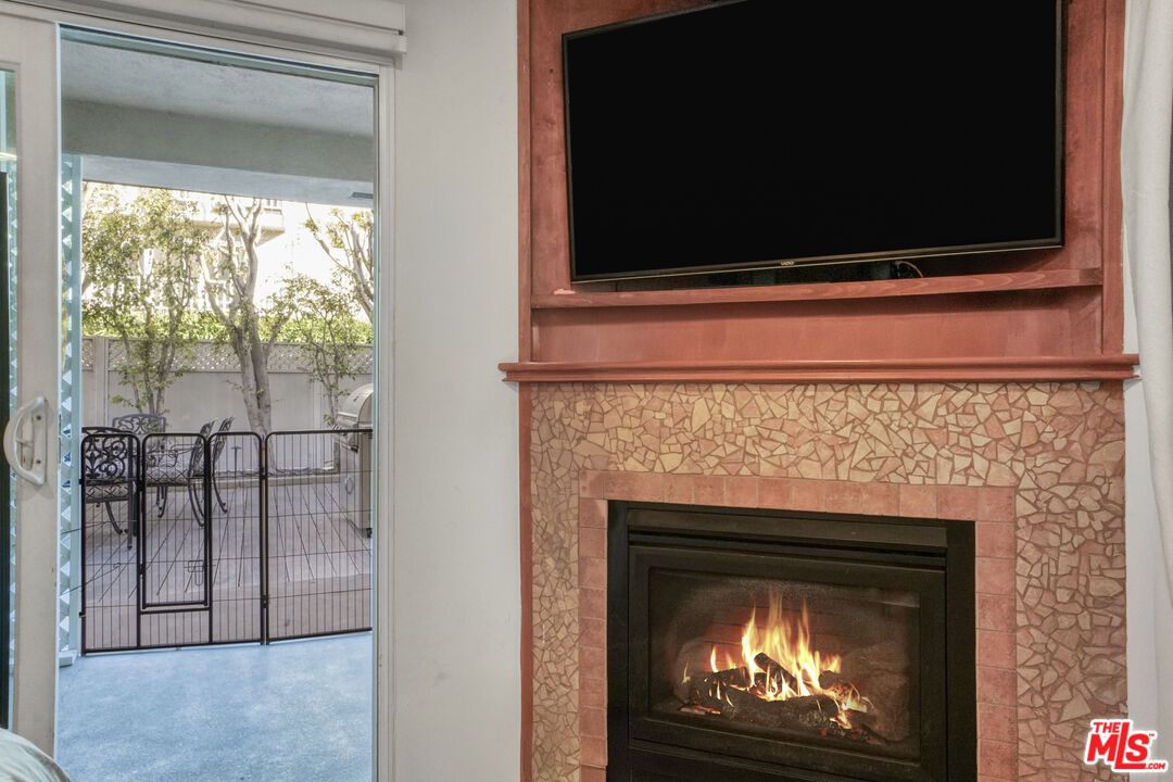 Fireplace, Interior