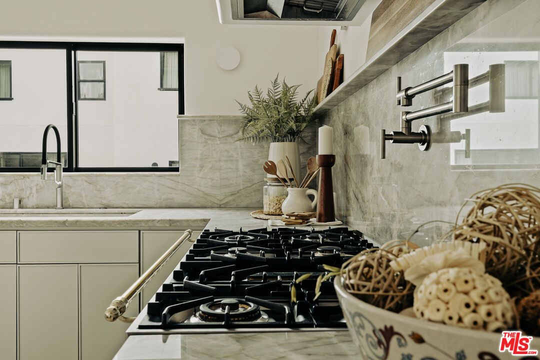 Interior, Kitchen, Marble Walls