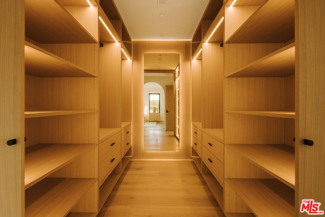 Interior, Recessed Lighting, Walk-in Closets, Wood Texture Flooring