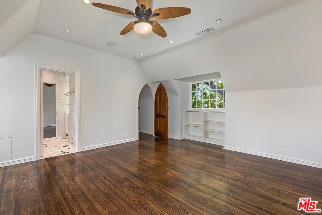 Bathroom, Empty room, Interior, Recessed Lighting, Wood Texture Flooring