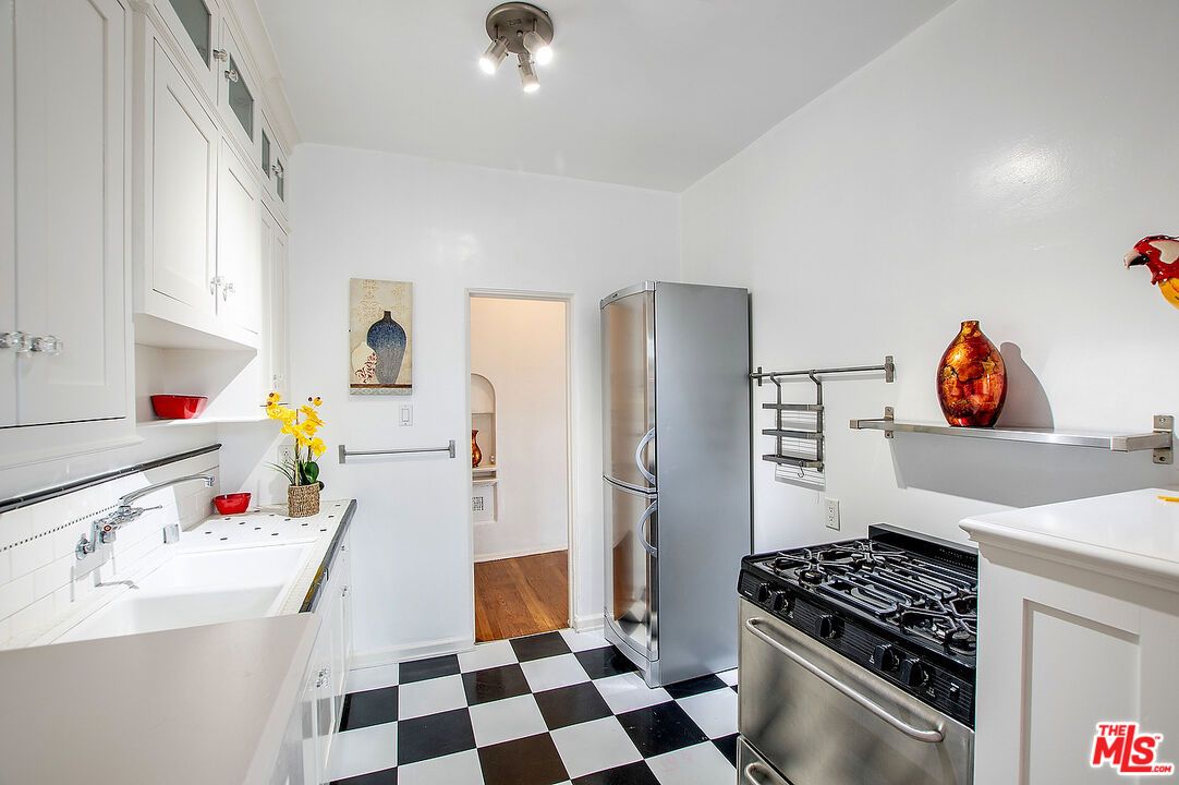 Interior, Kitchen