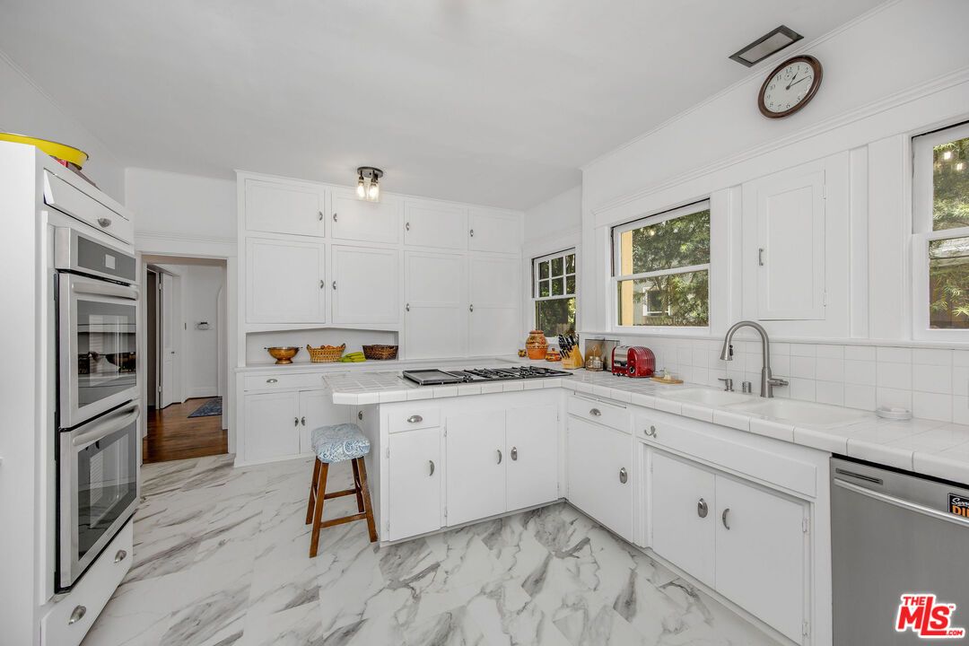 Interior, Kitchen, Marble, Stainless Steel Appliances, Tile Countertops