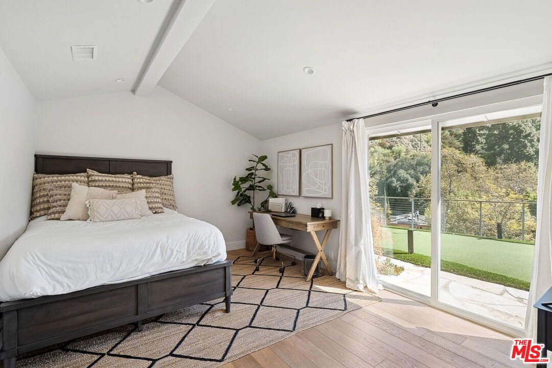 Bedroom, Home Office, Interior, Recessed Lighting, Wood Texture Flooring