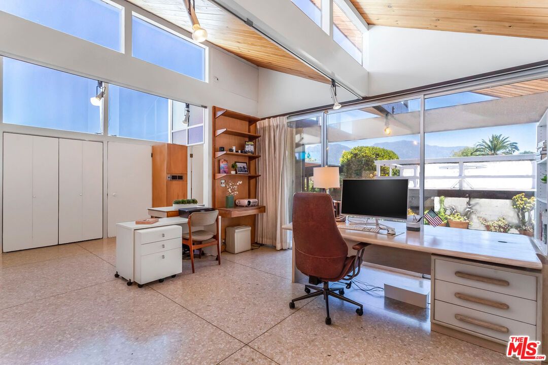Home Office, Interior, Wooden Ceilings