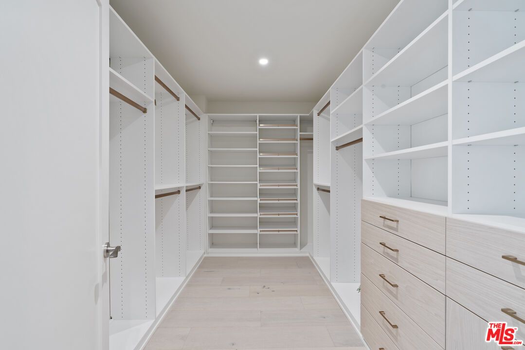 Interior, Recessed Lighting, Walk-in Closets, Wood Texture Flooring