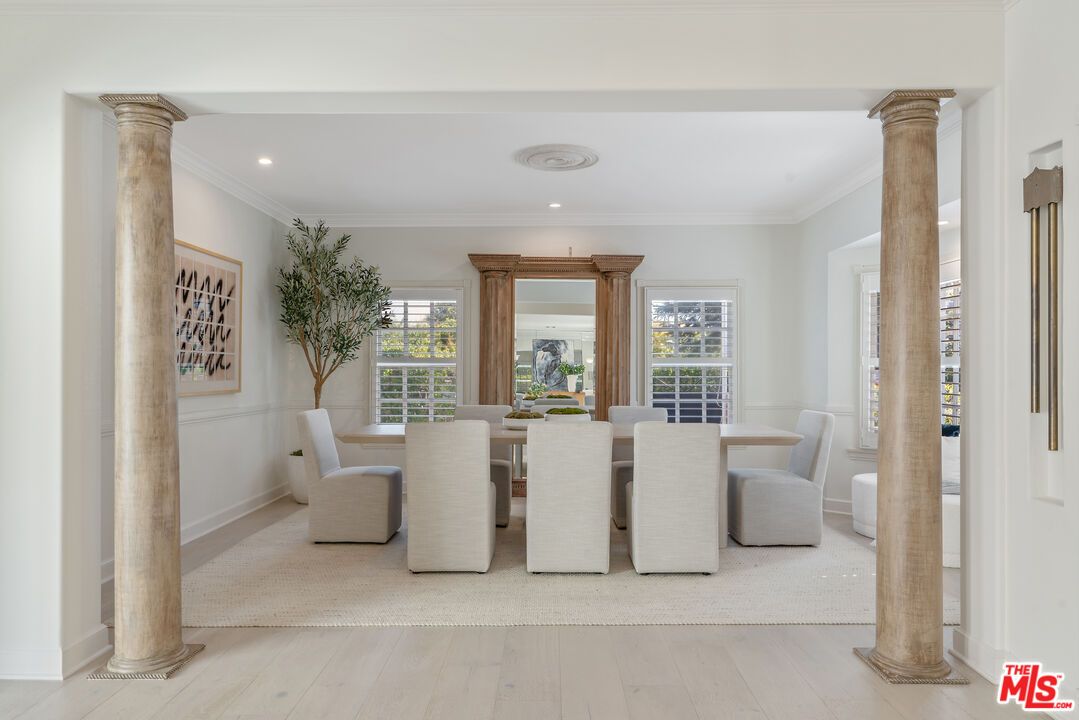Dining room, Interior, Recessed Lighting, Wood Texture Flooring