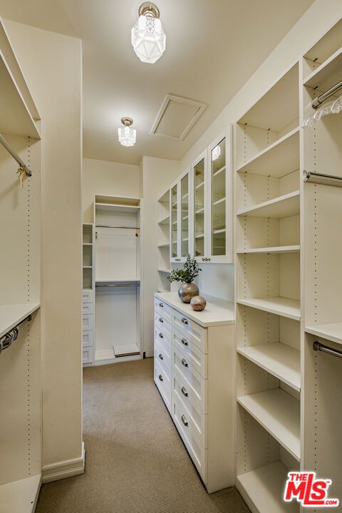 Interior, Walk-in Closets