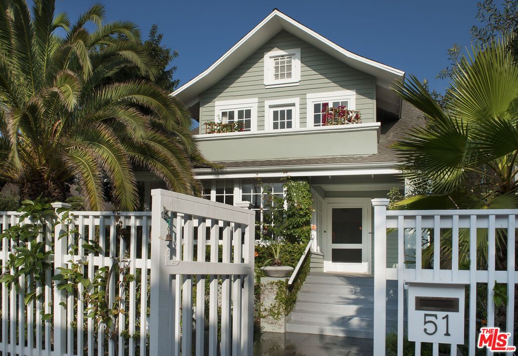 Exterior, Facade, American Craftsman