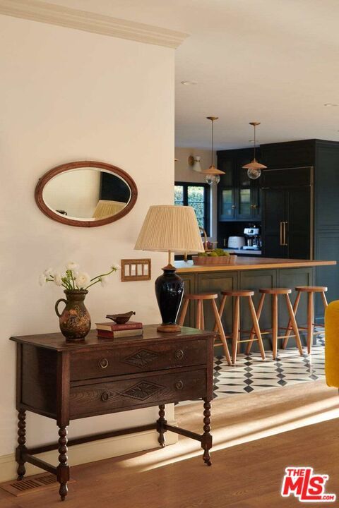Interior, Kitchen, Pendant Lights, Wood Texture Flooring
