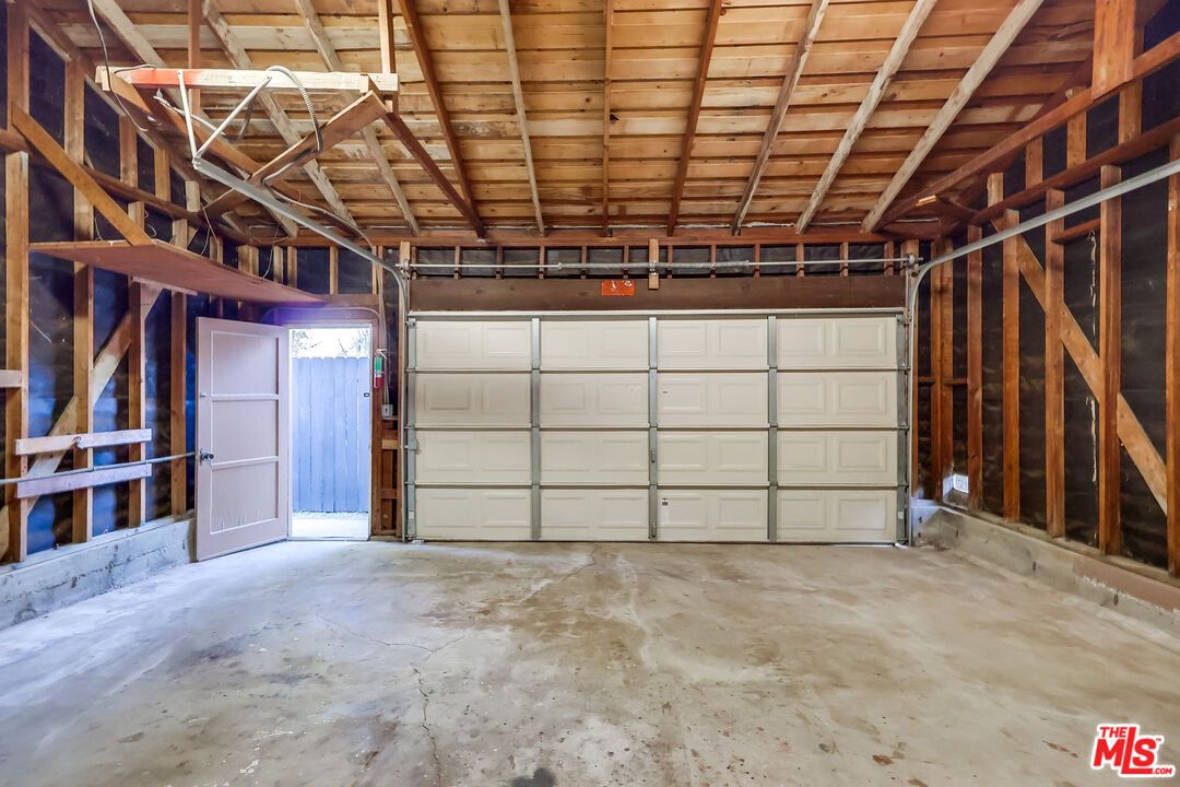 Garage, Interior, Wooden Beams, Wooden Ceilings, Wooden Walls