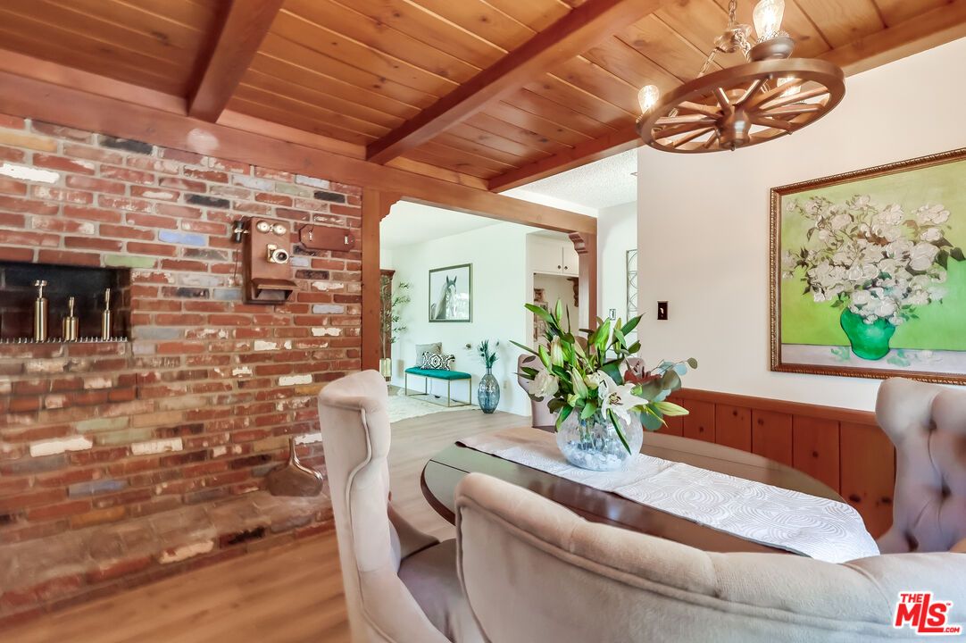 Chandelier, Dining room, Interior, Stone Walls, Wooden Beams, Wooden Ceilings, Wood Texture Flooring