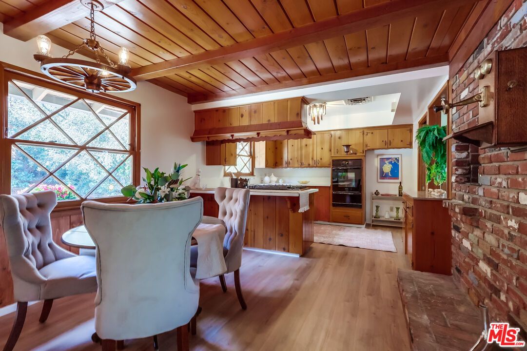 Chandelier, Dining room, Interior, Kitchen, Pendant Lights, Stone Walls, Wooden Beams, Wooden Ceilings, Wood Texture Flooring