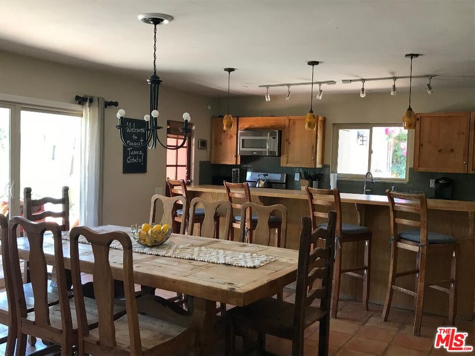 Dining room, Interior, Kitchen, Pendant Lights