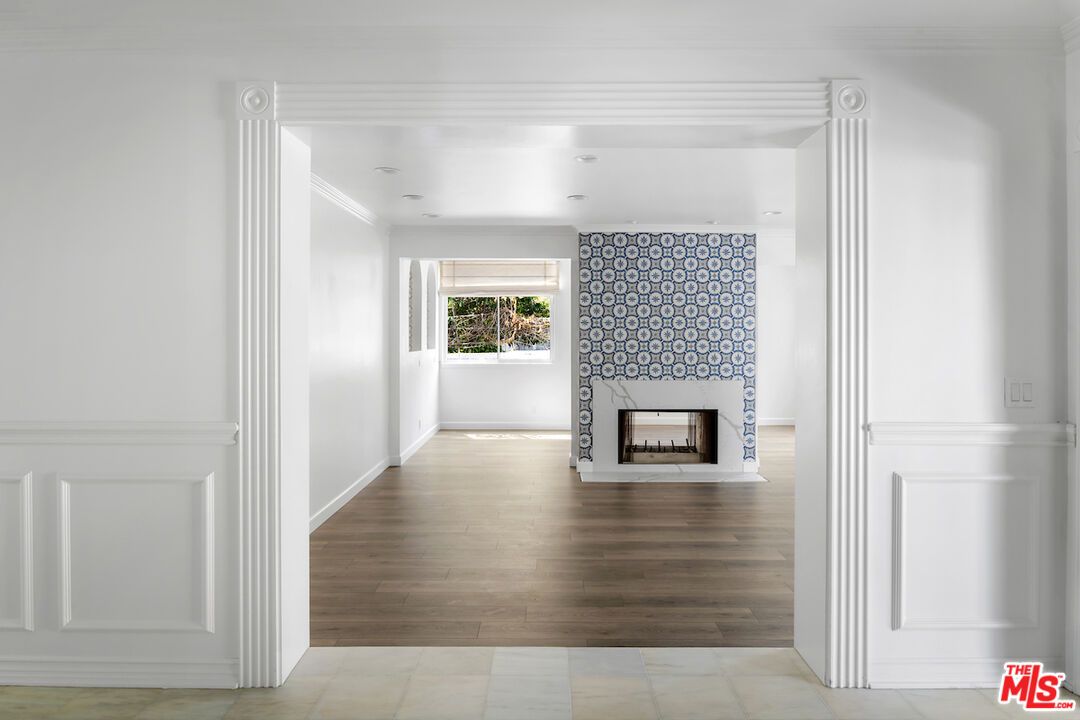 Fireplace, Interior, Recessed Lighting, Wood Texture Flooring