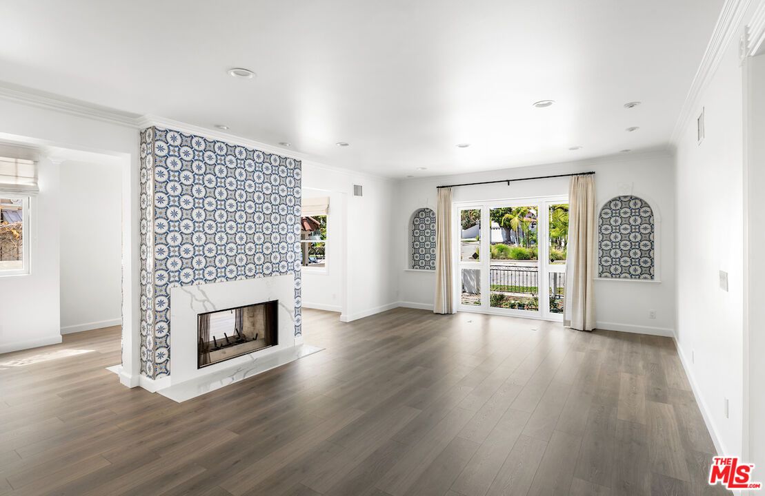 Empty room, Fireplace, Interior, Recessed Lighting, Wood Texture Flooring