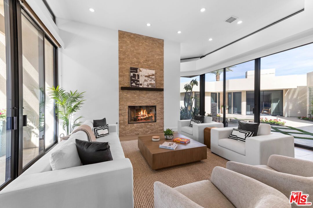 Fireplace, Interior, Living room, Recessed Lighting
